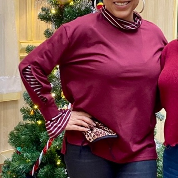 Burgundy Long bell sleeve mock neck knit tunic top - Picture 4 of 11